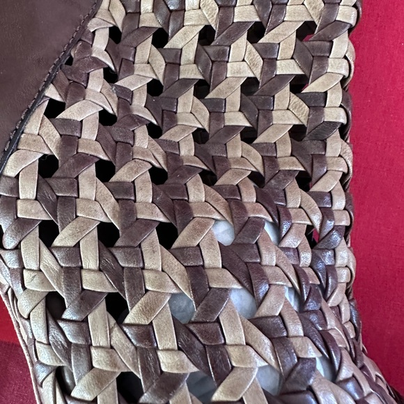 UGG Australia Maliha Woven Chocolate Brown Leather Ankle Boots Size 9 NEW - Picture 4 of 13